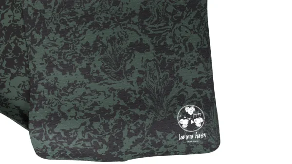 Gerry Lopez Yoga Mat – Black/Green Camo and 27″ x 68″